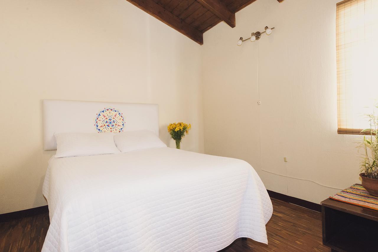 Quetzalroo Hostel Guatemala City Екстериор снимка