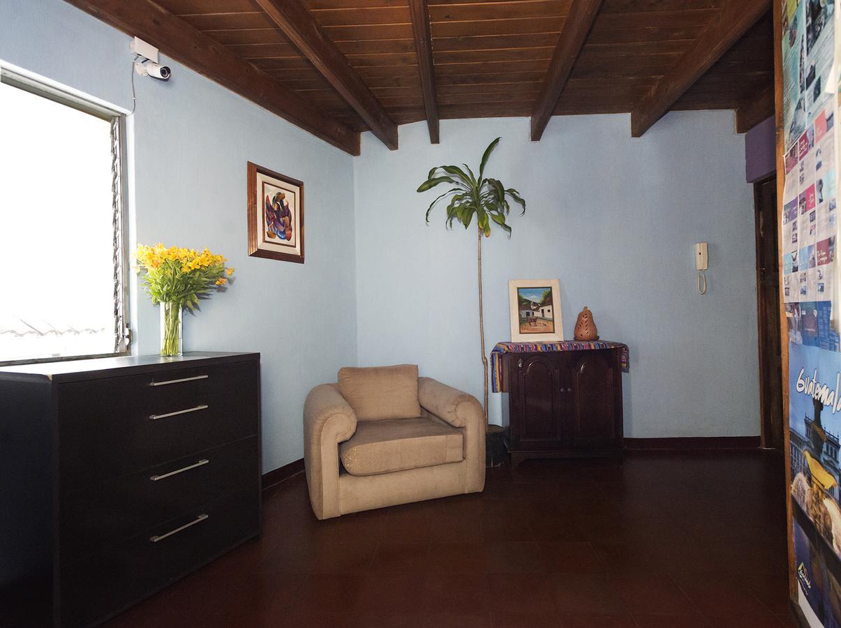 Quetzalroo Hostel Guatemala City Екстериор снимка