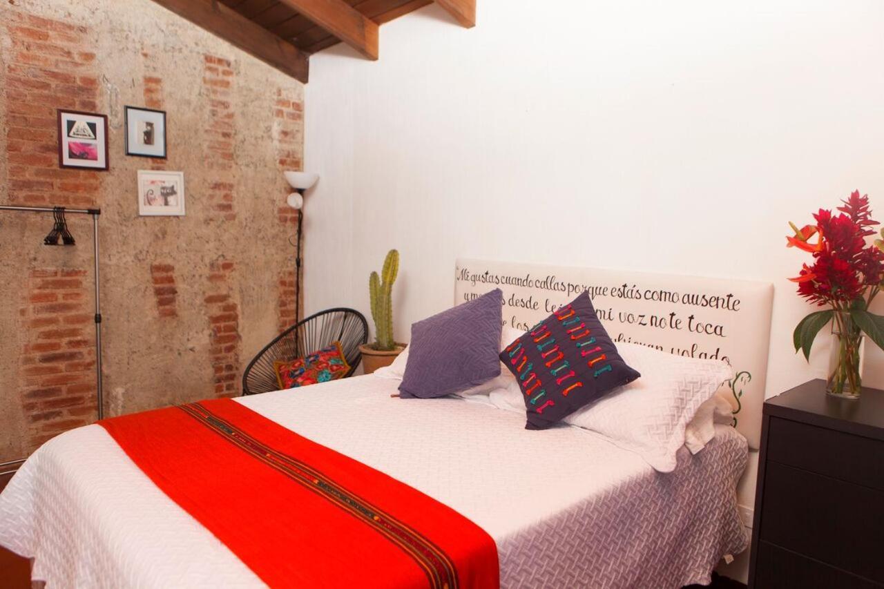 Quetzalroo Hostel Guatemala City Екстериор снимка